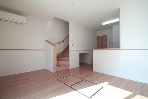 Living and room. Same building ・ It is a photograph of another room.