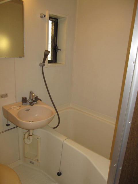 Other local. Local (11 May 2013) Shooting