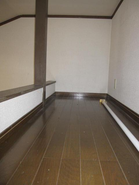 Other local. Local (11 May 2013) Shooting