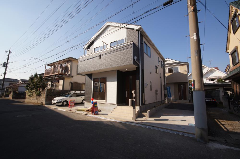 Local appearance photo