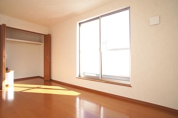 Non-living room. Indoor (12 May 2013) Shooting Building 2