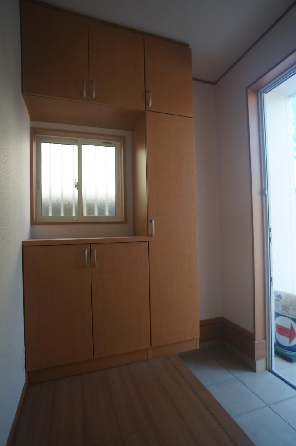 Entrance. Indoor (11 May 2013) Shooting