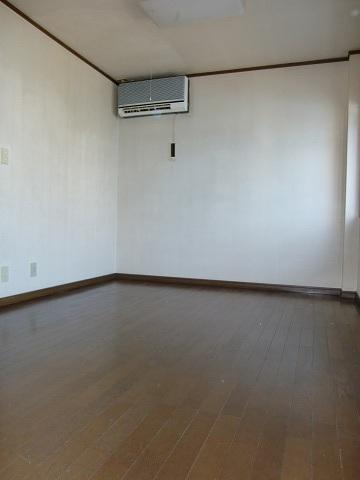 Other Equipment. Air conditioning