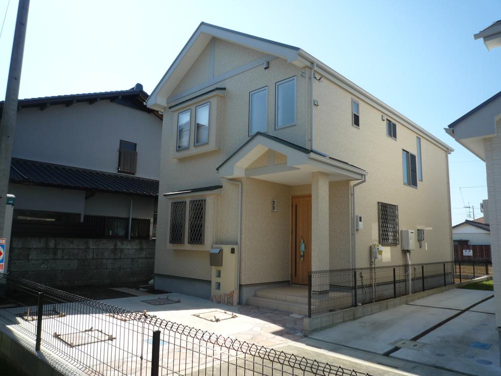 Same specifications photos (appearance). ( Building) same specification