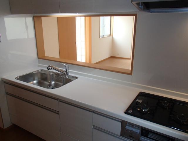 Kitchen. Local (11 May 2013) Shooting