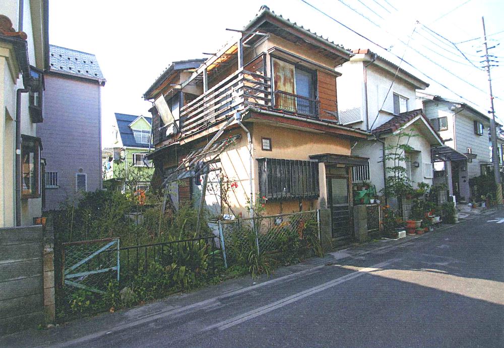 Local photos, including front road