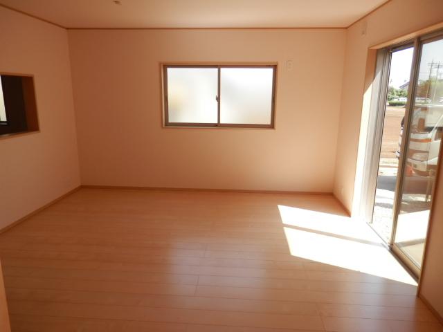 Living. 7 Building site (December 2013) Shooting