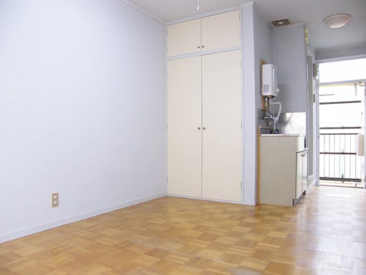 Other room space. Southeast sunny Western-style