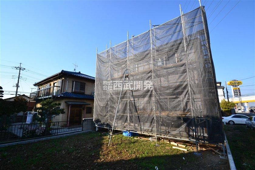 Local appearance photo. Local (11 May 2013) Shooting