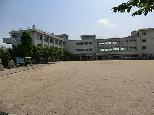 Primary school. 497m to Kawagoe Univ East and West Elementary School