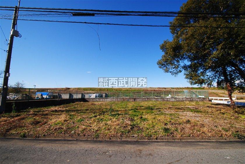 View photos from the local. View from the site (December 2013) Shooting