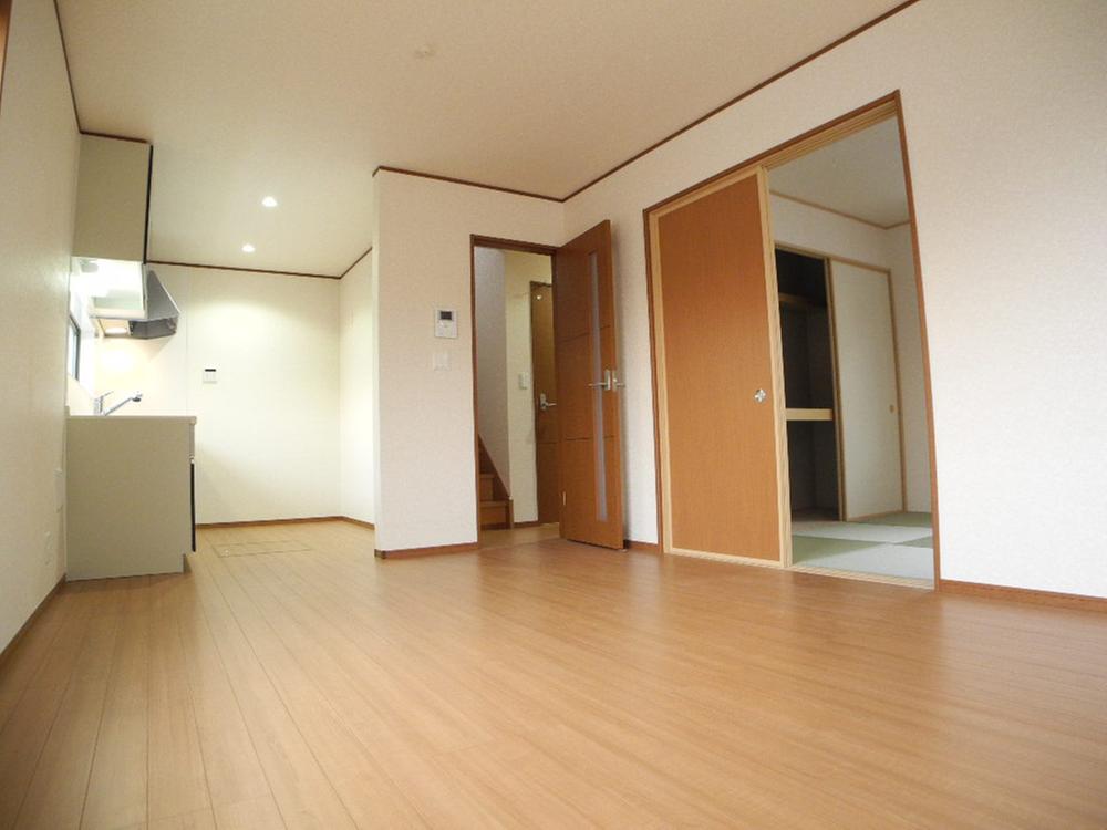 Living. Indoor (12 May 2013) Shooting