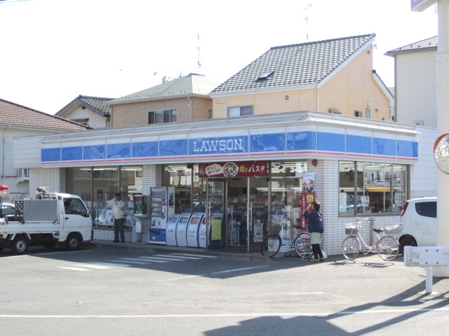 Convenience store. 516m until Lawson Kawagoe Senba Machiten (convenience store)