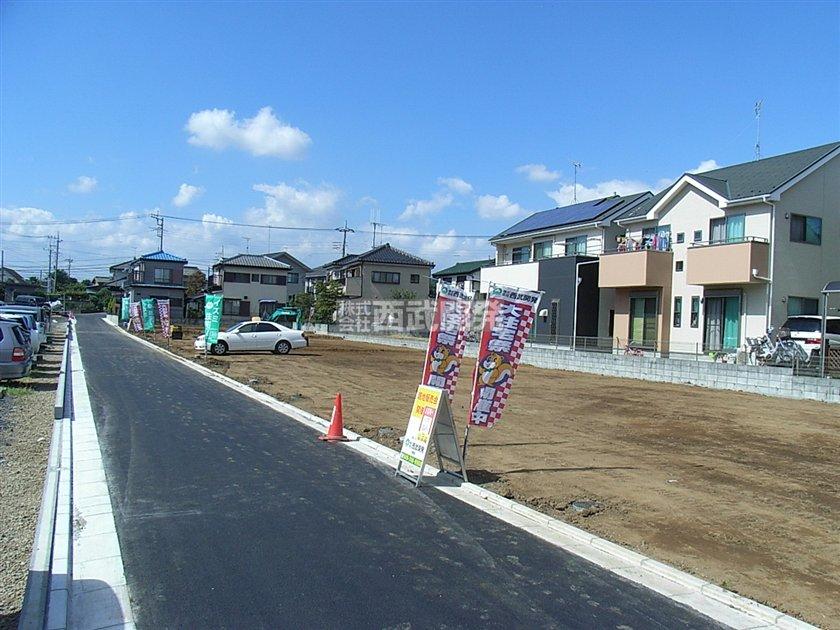 Local photos, including front road. Local (September 2013) Shooting