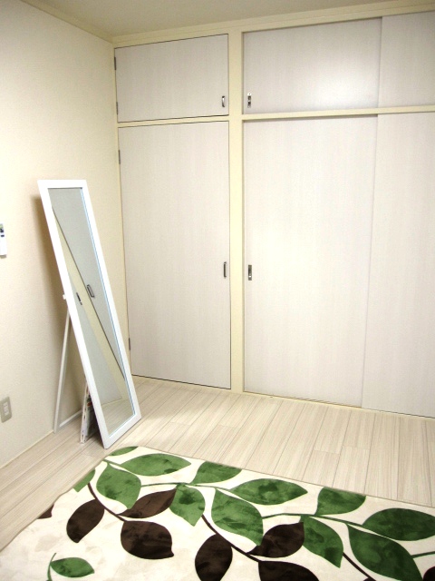 Living and room. bedroom