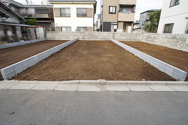 Local appearance photo. Building 2