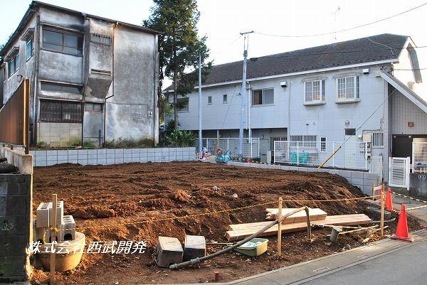 Local appearance photo. Local (11 May 2013) Shooting