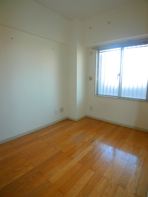 Other room space. Reform in