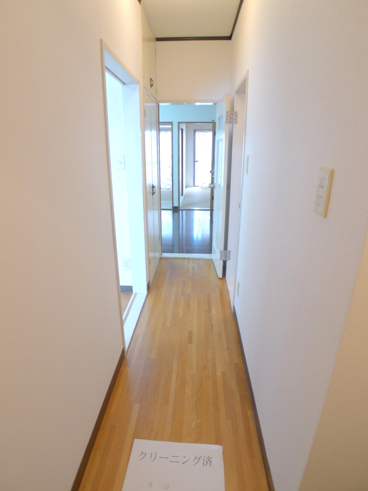 Other room space. Corridor