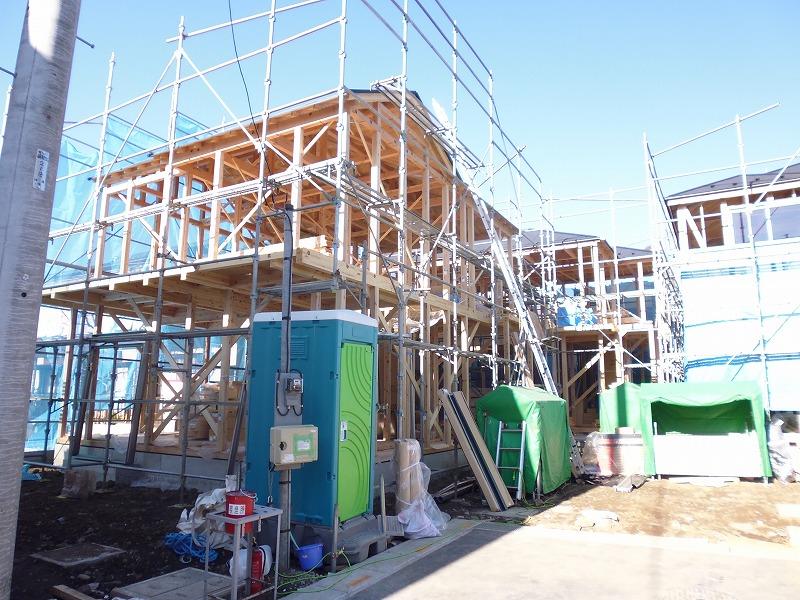 Local appearance photo. Local (12 May 2013) Shooting