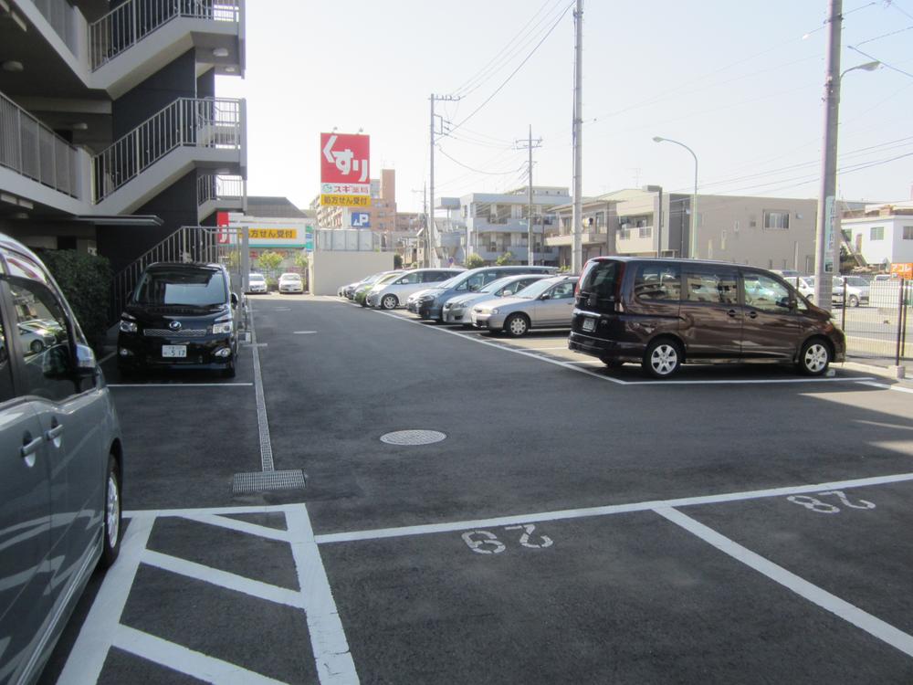 Parking lot