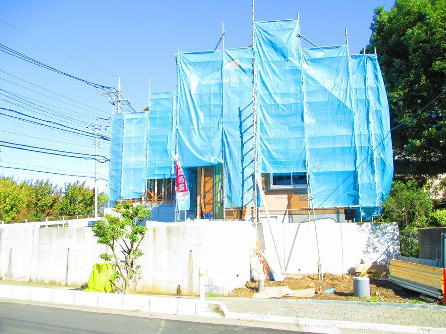 Local appearance photo. Local (11 May 2013) Shooting