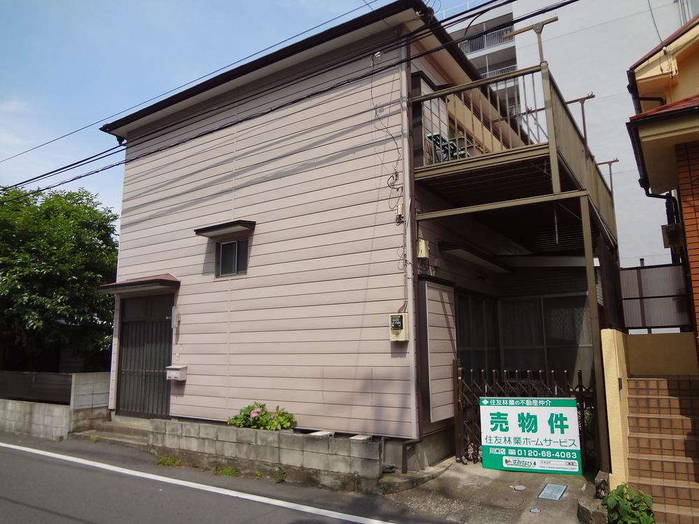 Local land photo. Local (April 2012) shooting