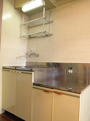 Kitchen. The favorite dish is irresistible gas stove installation Allowed ◎