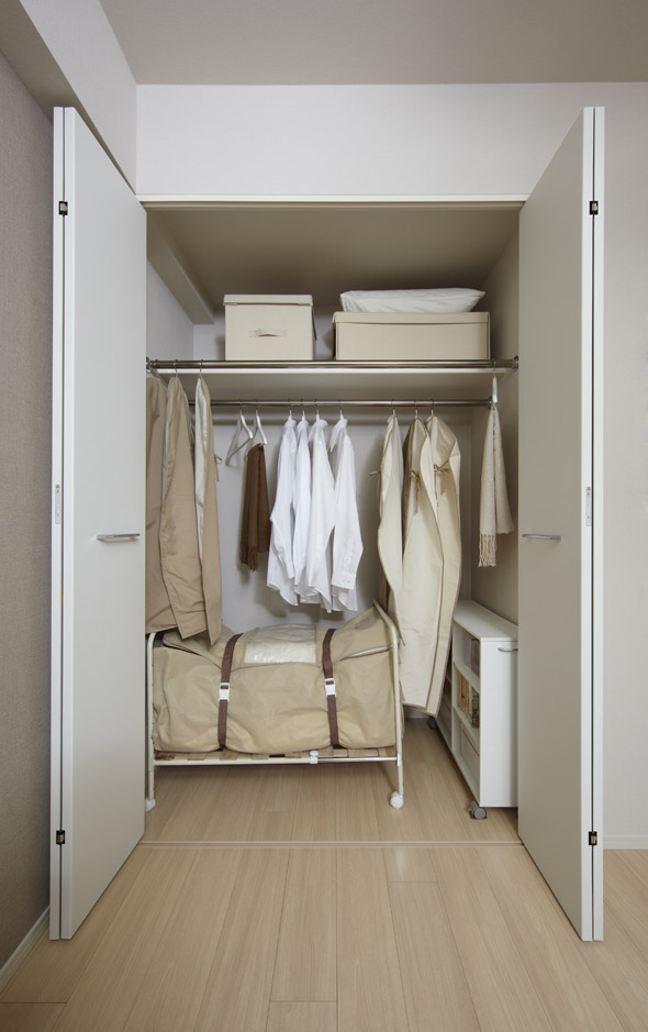 To ensure plenty of depth "FUTON storage". Futon will also be clean and storage, such as course costume case ※ 2