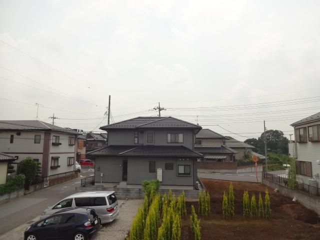 View photos from the dwelling unit. View from the site (July 2013) Shooting