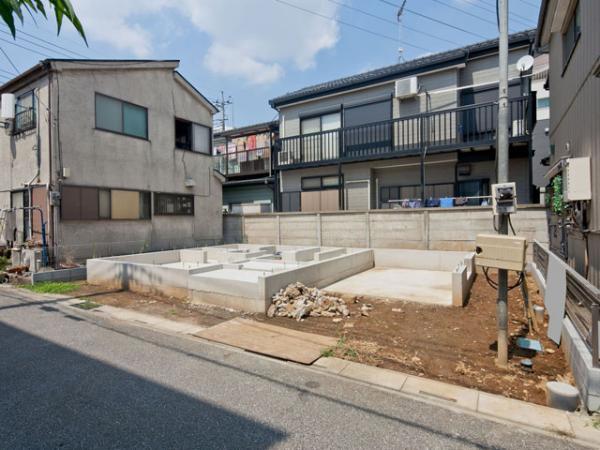 Local appearance photo. 2013 September