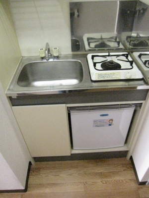 Kitchen. 1-burner stove kitchen You can use compact and functionally