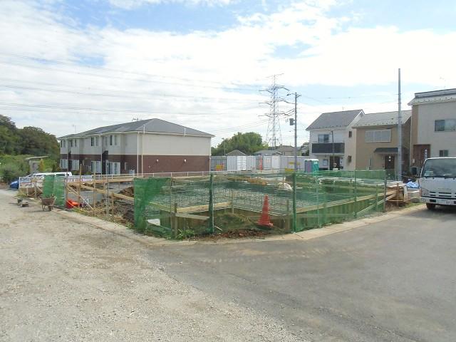 Local appearance photo. (A Building) site (October 17, 2013) Shooting