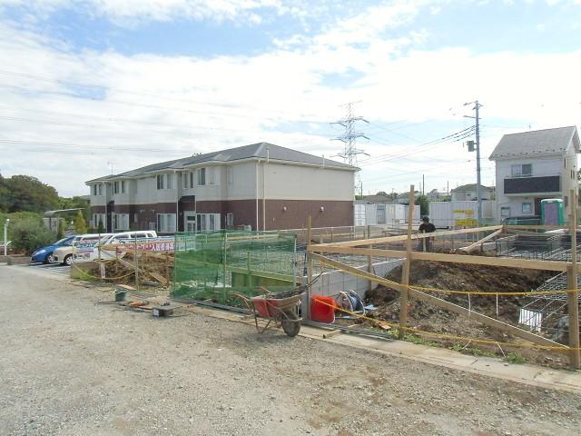 Local appearance photo. (B Building) site (October 17, 2013) Shooting