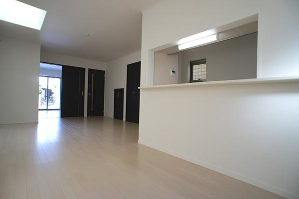 Living. Indoor (11 May 2013) Shooting Building 2