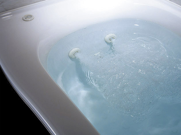 Bathing-wash room.  [Whirlpool to drop the fatigue of the day] Standard equipped with a whirlpool bath in all houses. Considered to be a place to refresh the mind and body as well as to clean the body, We design the whole. (Same specifications)