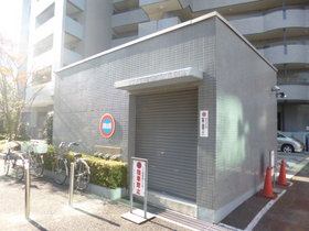 Other common areas. Convenient on-site dumping ground