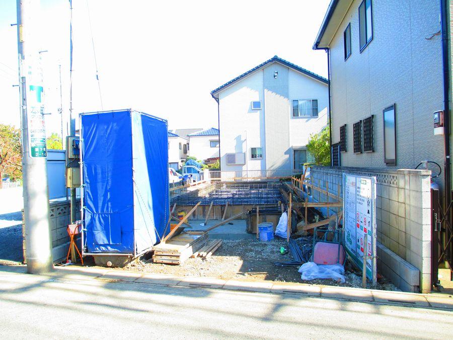 Local appearance photo. Local (11 May 2013) Shooting