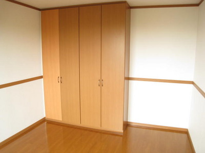 Living and room. Bedroom with storage