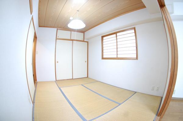 Non-living room. Japanese-style room 6 quires