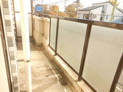 Other Equipment. Balcony