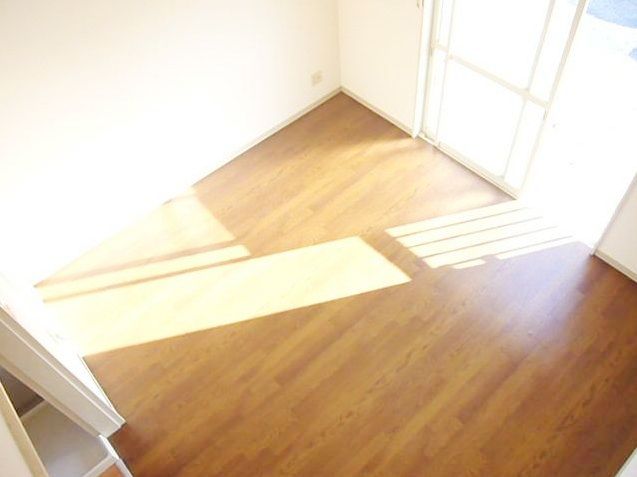 Living and room. Spread of Western-style is beautiful. 