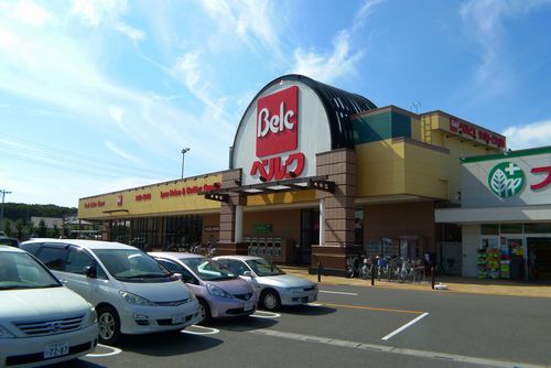 Supermarket. 799m until Berg Kawaguchi actively store (Super)