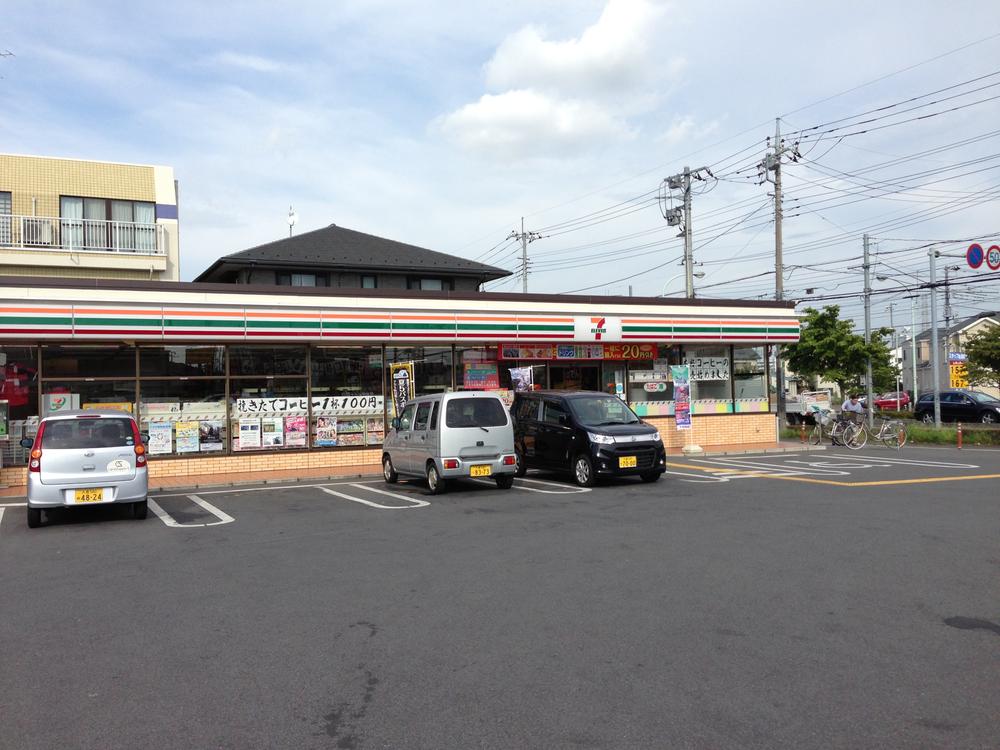 Convenience store. 383m to Seven-Eleven Saitama Enshoji shop
