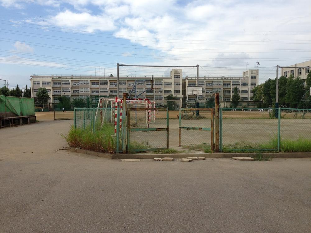 Junior high school. 1337m until Kawaguchi Municipal Shibahigashi junior high school