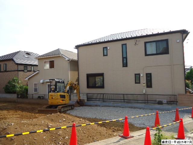 Local photos, including front road. Local (July 2013) Shooting