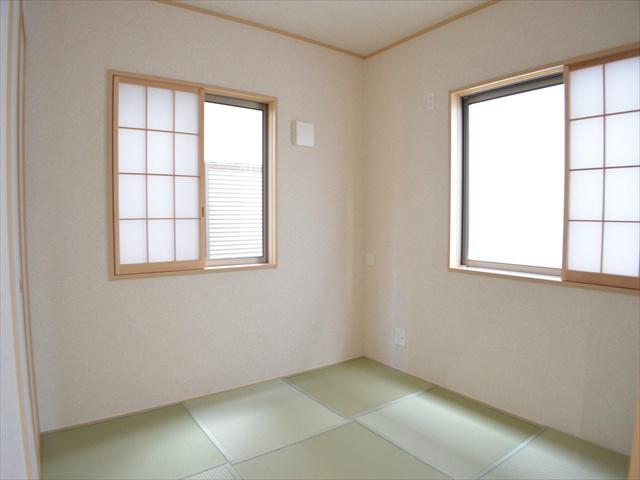 Non-living room. Bright Japanese-style room