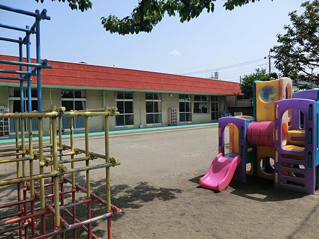 kindergarten ・ Nursery. View of Kamiaokinishi nursery is busy mom of Kawaguchi Municipal Kamiaokinishi 601m 8-minute walk to the nursery