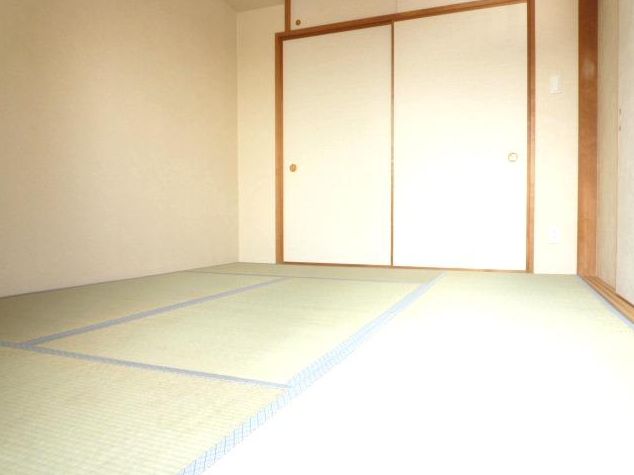 Living and room. Japanese-style room 6 Pledge of calm room