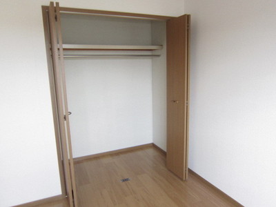 Receipt. Closet with